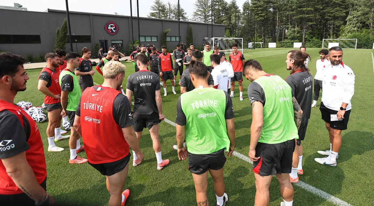 A Milli Futbol Takımı, ABD maçının hazırlıklarını sürdürdü
