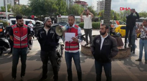 ADANA'DA kuryeler, kurye cinayetini protesto etti