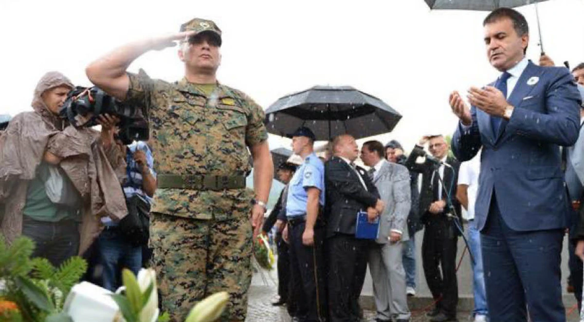 AK Parti'li &Ccedil;elik, Srebrenitsa Soykırımı'nda hayatını kaybedenleri andı