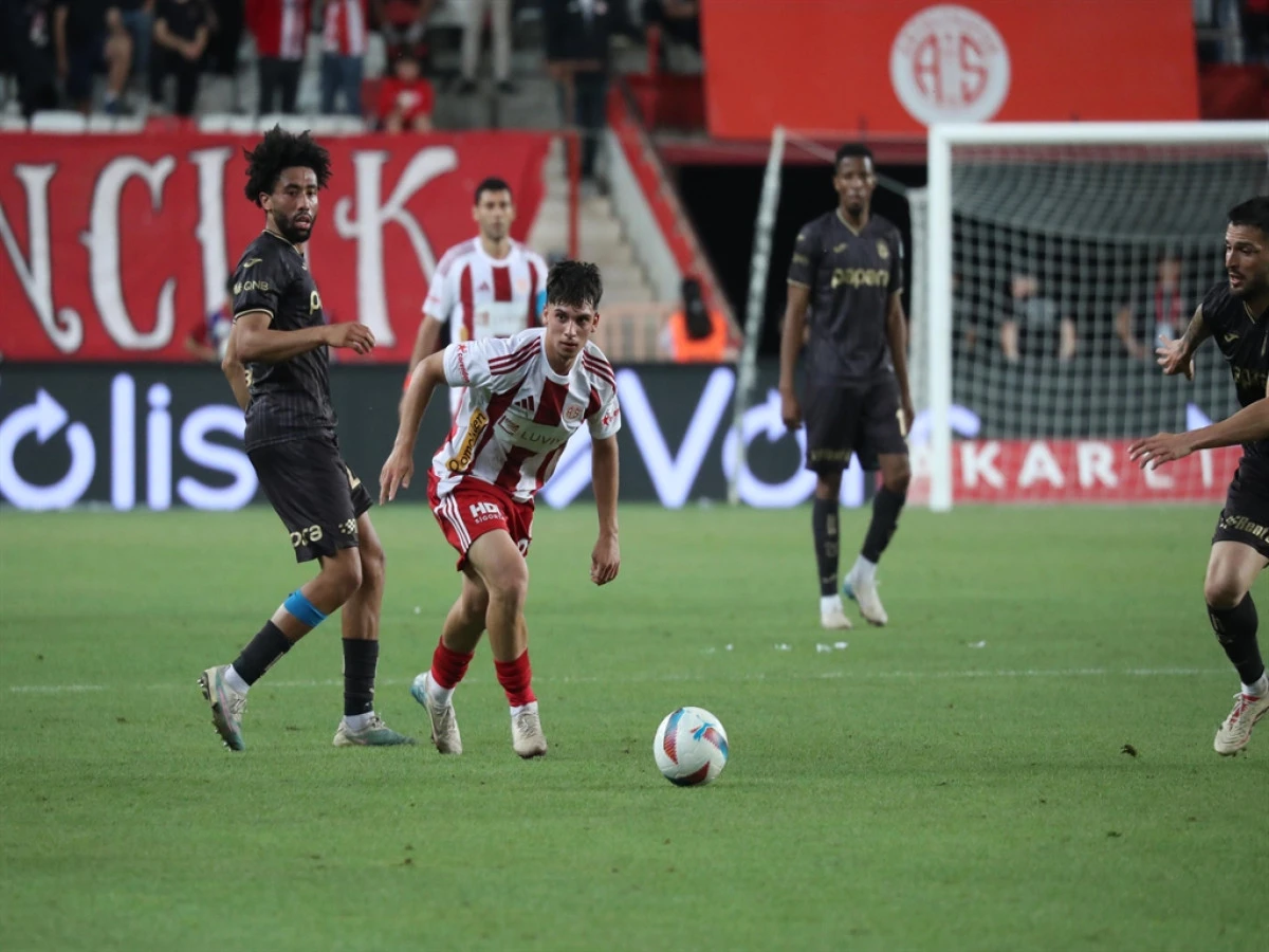 Antalyaspor-Trabzonspor: 0-2