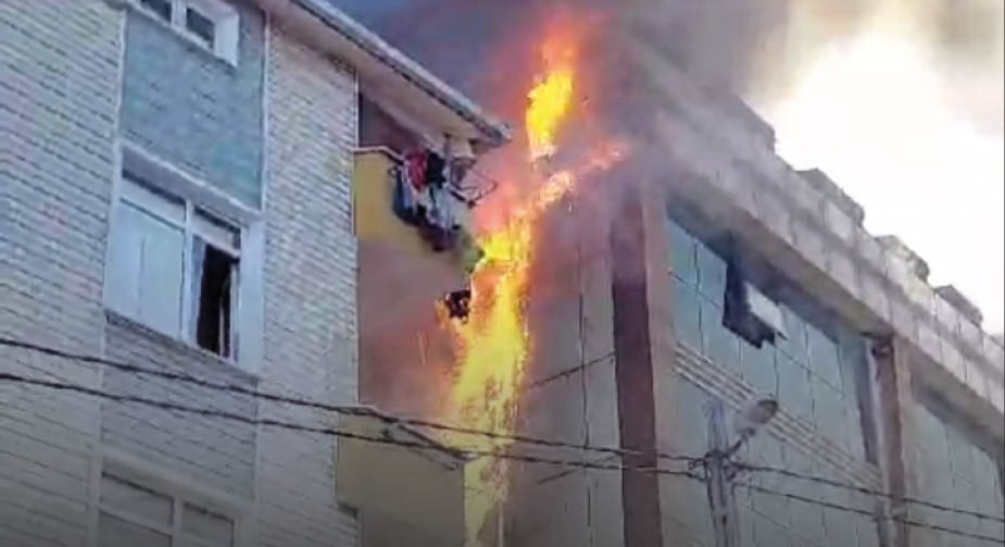 Ataşehir'de 5 katlı binada yangın paniği