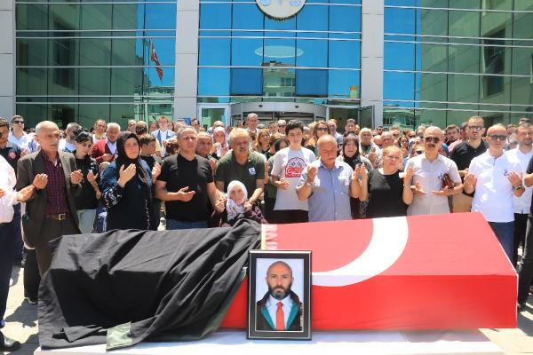 Avukat Murat, 20 günlük yaşam savaşını kaybetti