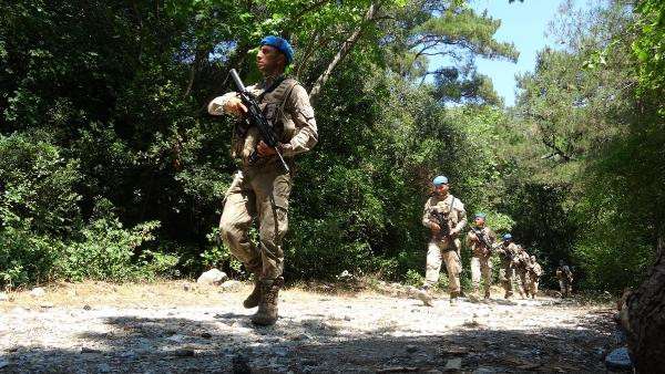 Aydın'da yasağa aldırış etmeyen 68 kişiye 39 bin TL ceza