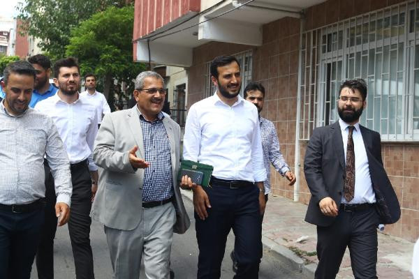 Bağcılar Belediye Başkanı Özdemir, Küçükçekmece sakinleriyle buluştu