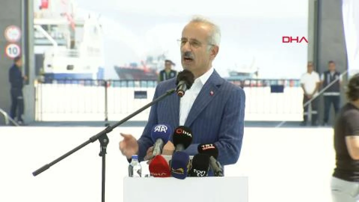 Bakan Uraloğlu: İstanbul-&Ccedil;anakkale arası ulaşım s&uuml;resi 3,5 saatten 2 saate d&uuml;şecek