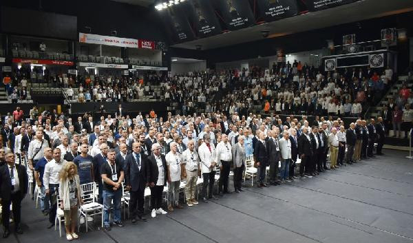 Beşiktaş'ta Tüzük Tadili ile ilgili Olağanüstü Genel Kurul Toplantısı yapıldı
