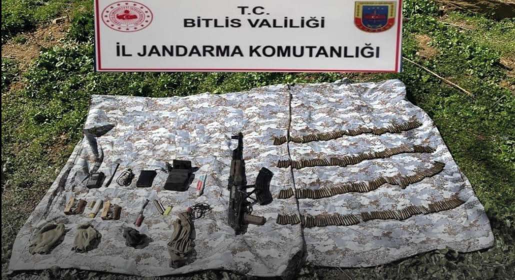 Bitlis kırsalında silah ve mühimmat ele geçirildi