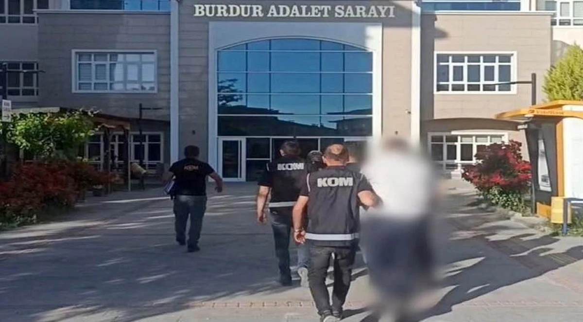 Burdur'da 'rüşvet' operasyonunda 2 tutuklama