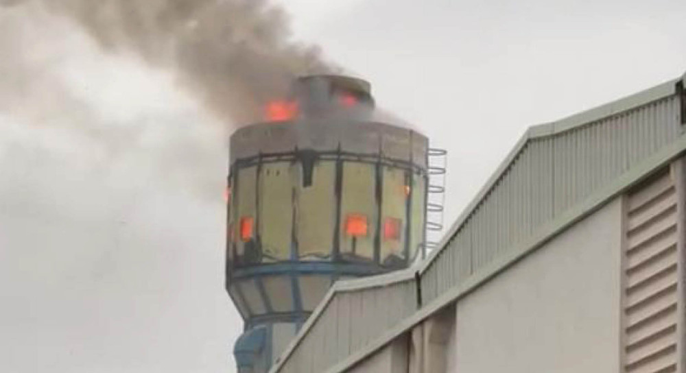 Bursa'da, orman ürünleri fabrikasının talaş silosunda yangın