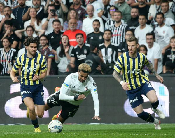 Beşiktaş - Fenerbahçe derbisi başladığı gibi bitti