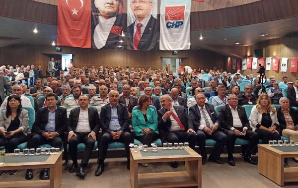 CHP'li Cihaner: Değişimciler arasında bir vekalet savaşı veriliyor