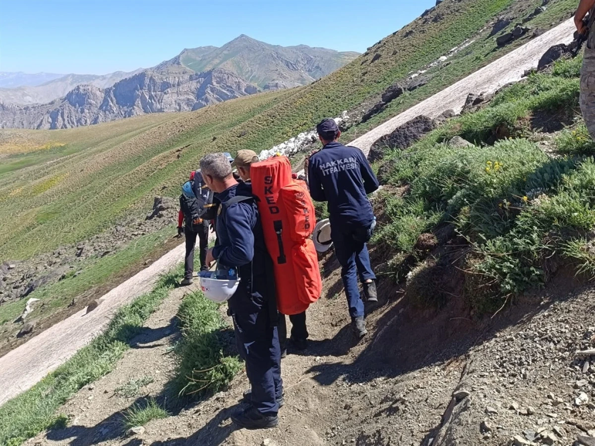 Cilo Sat Dağı'nda kaybolan dağcıyı arama &ccedil;alışmaları 4'&uuml;nc&uuml; g&uuml;n&uuml;nde