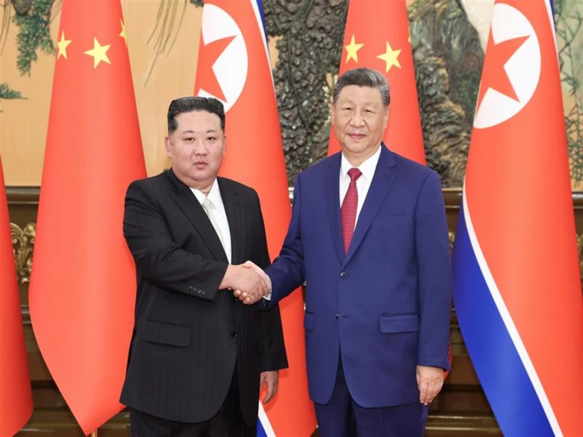 &Ccedil;in Devlet Başkanı Şi, Kore lideri Kim Jong Un&rsquo;la g&ouml;r&uuml;şt&uuml;