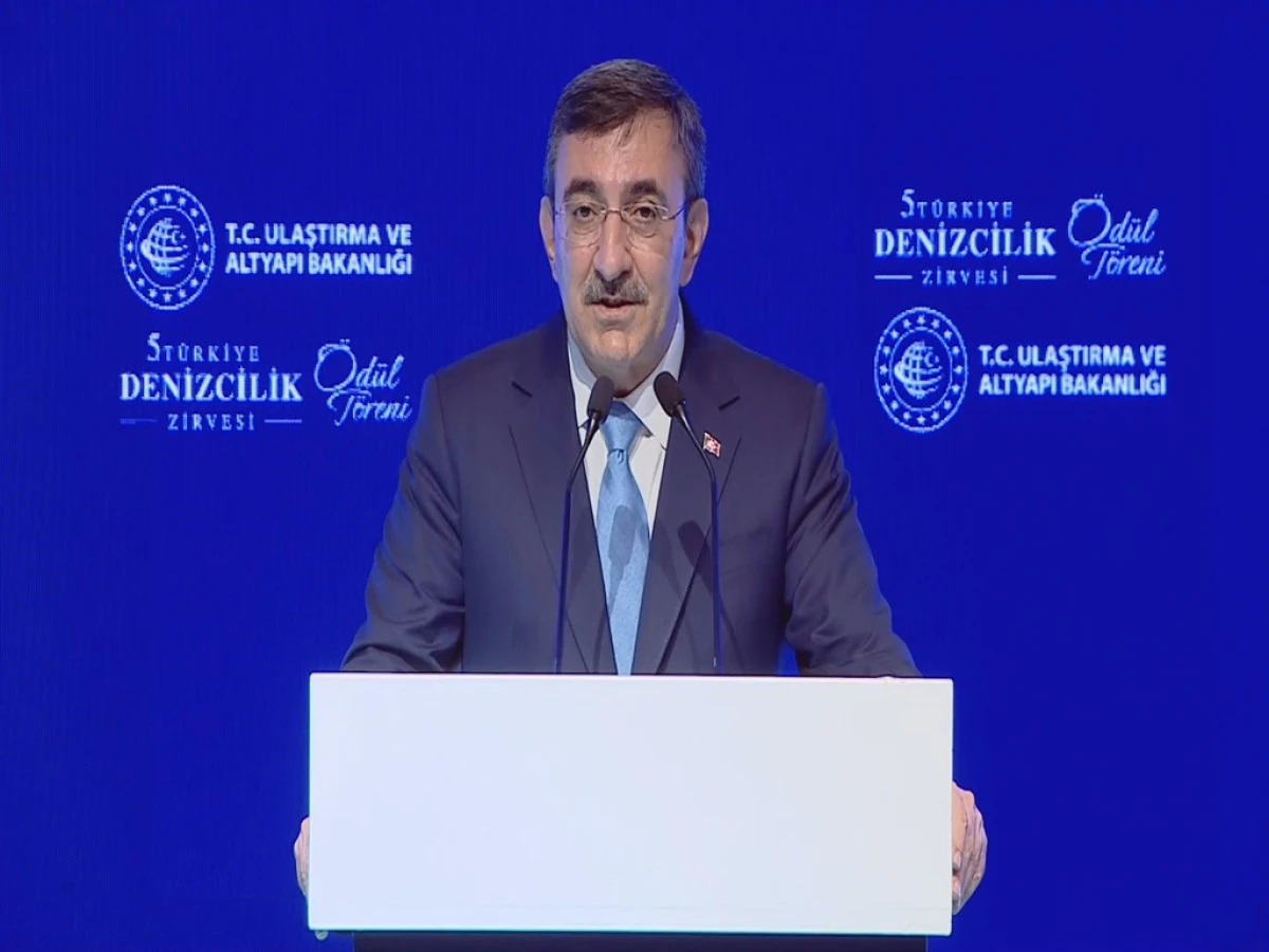 Cumhurbaşkanı Yardımcısı Yılmaz: Deniz ulaşımı k&uuml;resel ekonominin can damarı