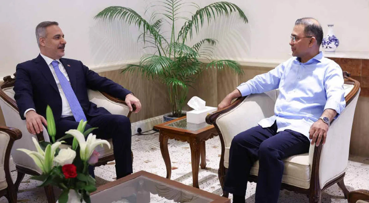 Dışişleri Bakanı Fidan, Bangladeş Başbakanı Rahman tarafından kabul edildi