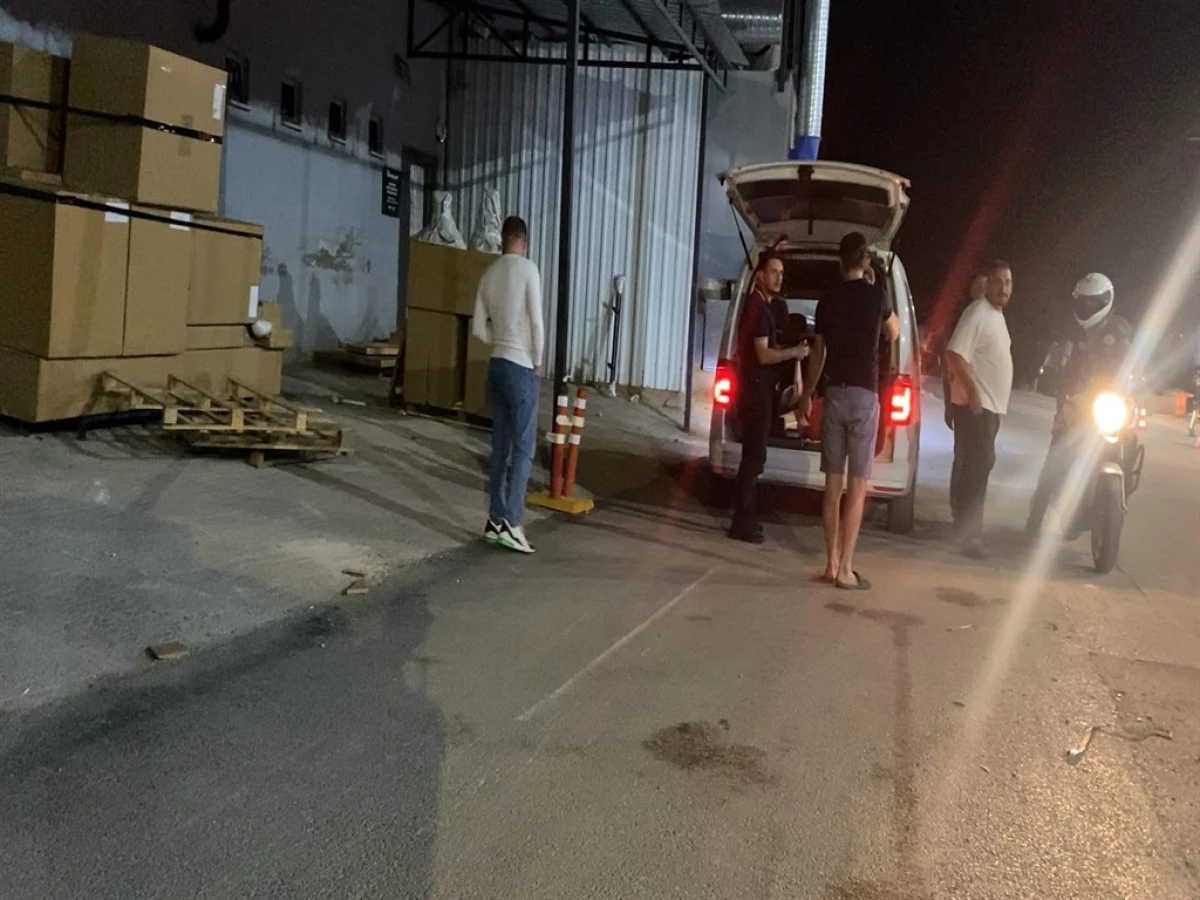 &lsquo;Dur&rsquo; ihtarına uymayan ehliyetsiz ve alkoll&uuml; s&uuml;r&uuml;c&uuml;ye 450 bin TL ceza