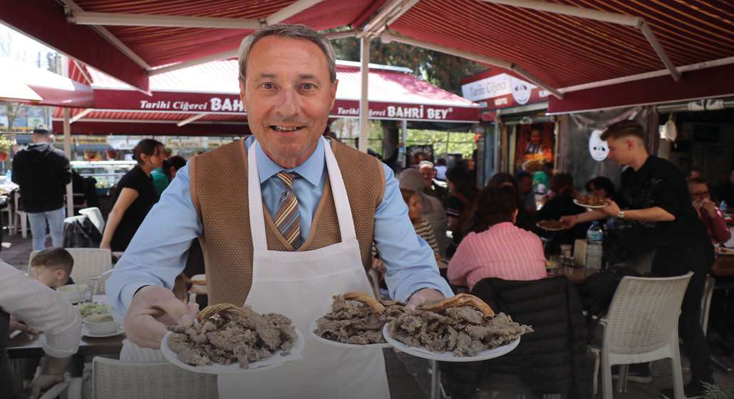 EDİRNE'nin 'turizm elçisi', kalp krizinden öldü