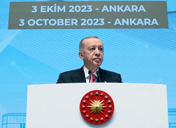 Erdoğan: Sivil anayasa talebine kimsenin kulak tıkama lüksü yoktur