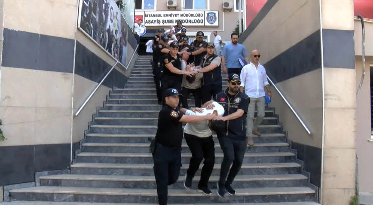 Erhan Karaal'ın ka&ccedil;ırılmasına ilişkin g&ouml;zaltına alınan ş&uuml;pheliler adliyeye sevk edildi