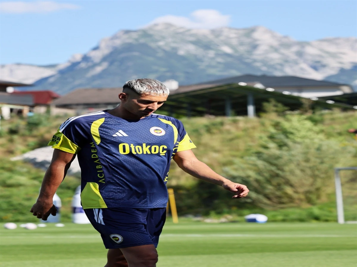 Fenerbah&ccedil;e'de hazırlıklar devam ediyor