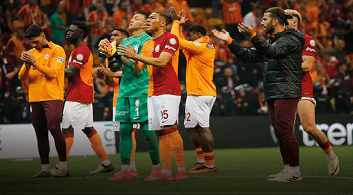 Galatasaray'da derbi moralleri bozdu