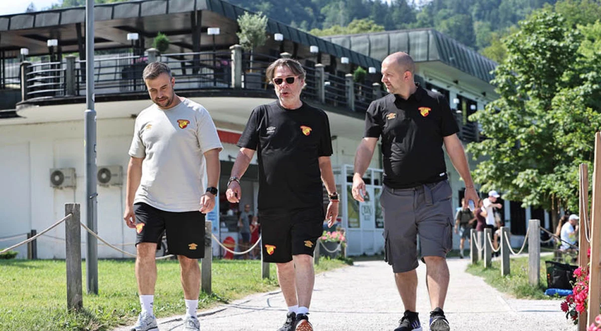 G&ouml;ztepe Onursal Başkanı Sepil: Bor&ccedil;suz olan tek kul&uuml;b&uuml;z