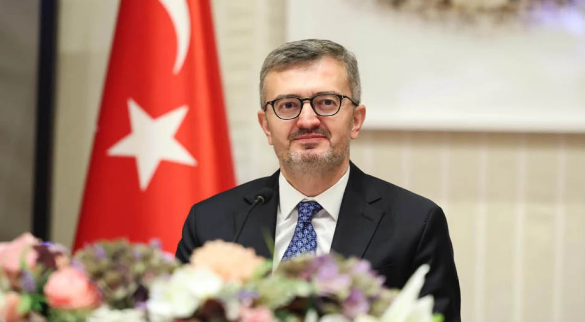 İletişim Başkanı Duran, Prof. Dr. Fuat Sezgin'i andı