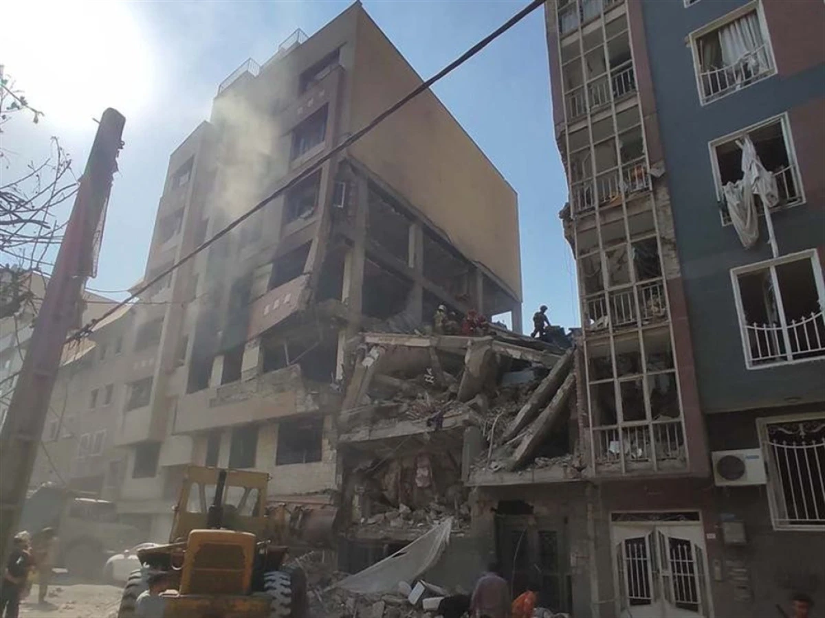 İsrail'in saldırılarında İran'ın can kaybı 128'e yükseldi