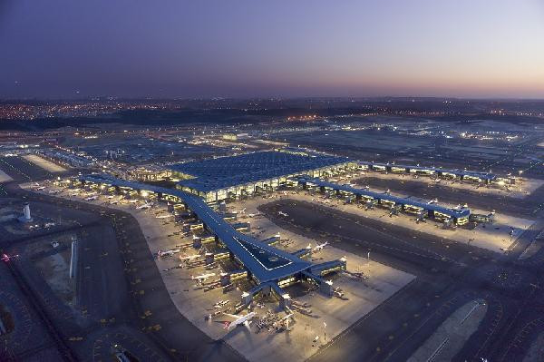 İstanbul Havalimanı bir kez daha Avrupa'nın en yoğun havalimanı oldu.