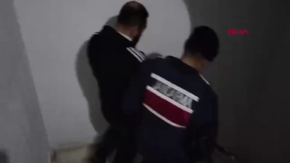 İzmir'de DEAŞ operasyonu; 35 gözaltı