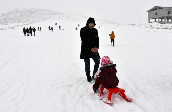 Karacadağ’da kayak sezonu açıldı