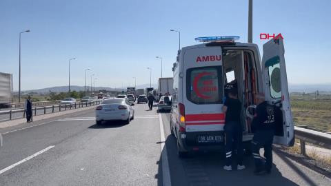 Kayseri'de 5 araç zincirleme kazaya karıştı: 10 yaralı
