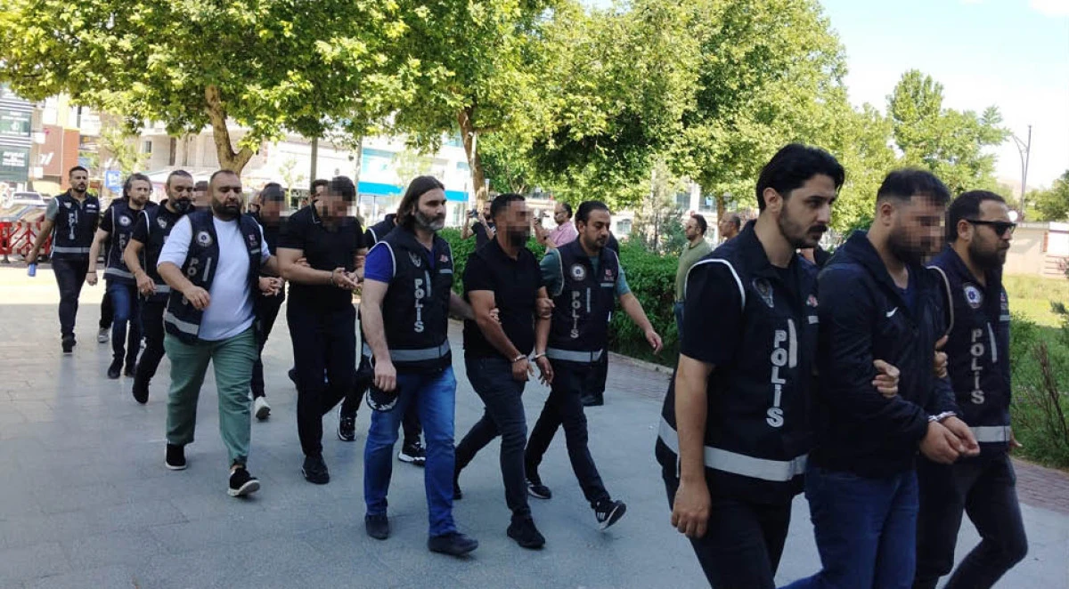 Kırşehir’de tefecilik operasyonu: 9 gözaltı