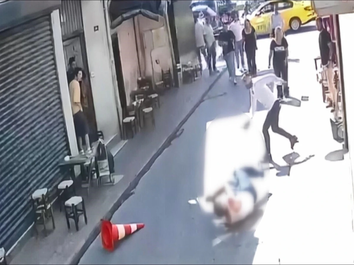 Kız &ccedil;ocuğuna taciz iddiası; 60 yaşındaki ş&uuml;pheli 3 yerinden bı&ccedil;aklandı