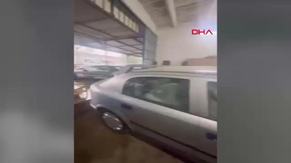 Kocaeli'de sağanak etkili oldu; cadde ve sokaklar suyla doldu