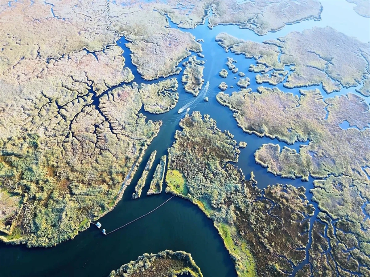 Labirent şeklindeki Dalyan Kanalı dronla g&ouml;r&uuml;nt&uuml;lendi