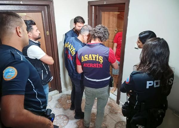 Mersin'de günlük kiralık ev ve tesislere operasyonda 17 gözaltı