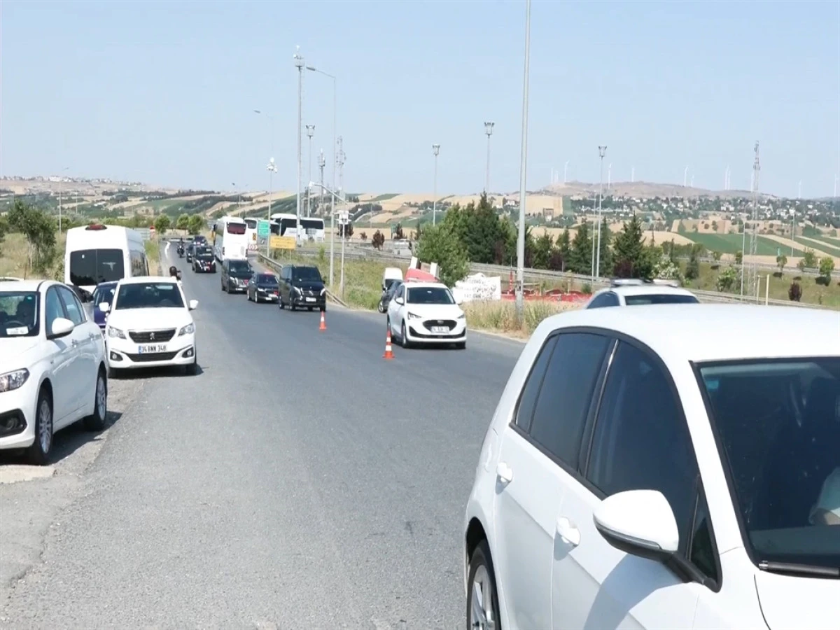 Özgür Özel, Silivri'ye geldi