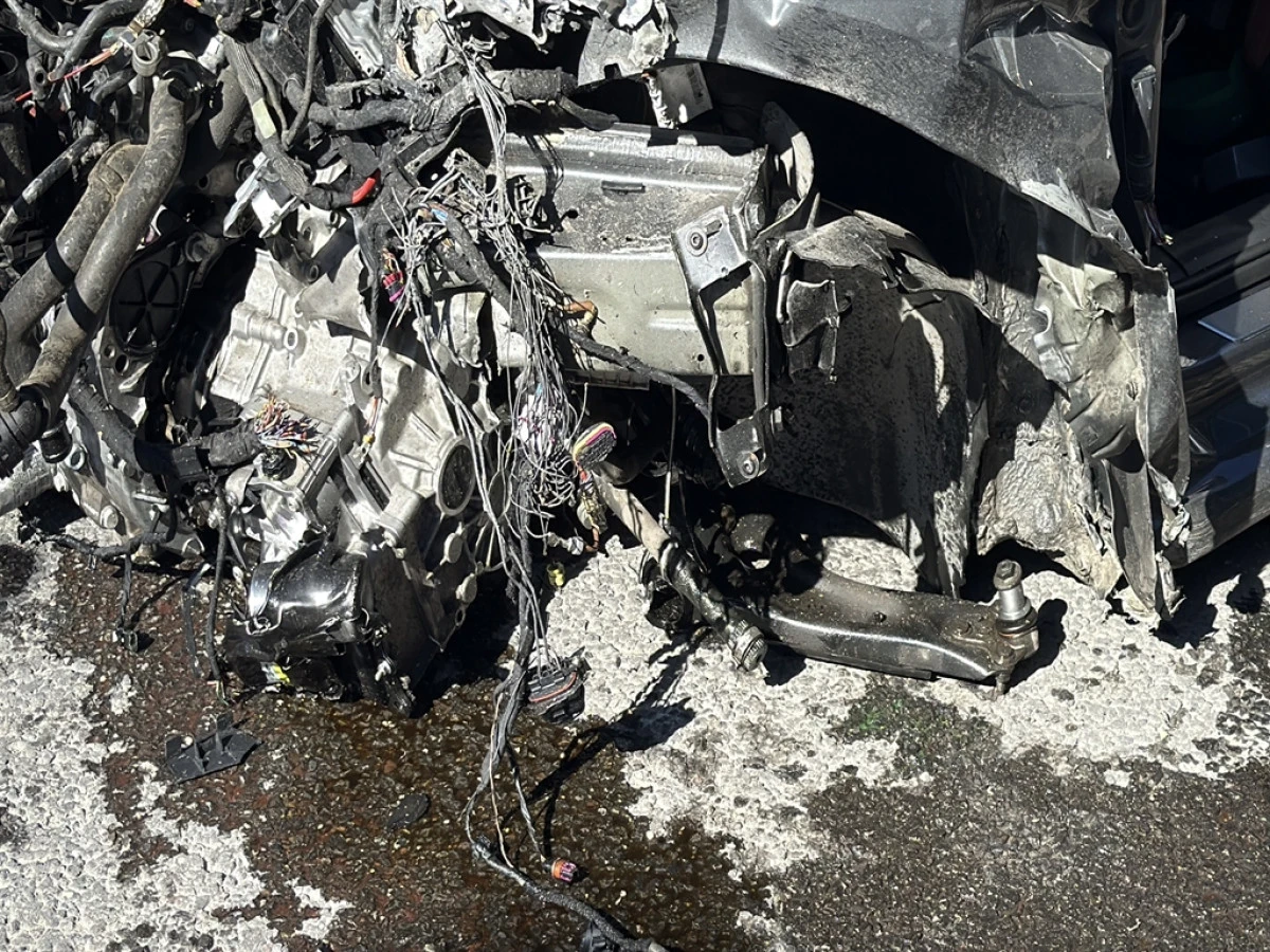 Sarıyer'de 3 aracın karıştığı zincirleme kaza: 1'i ağır 4 yaralı