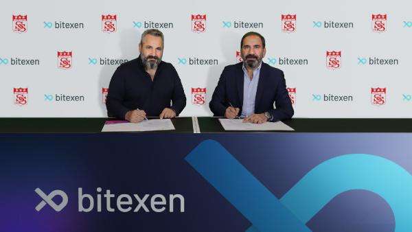 Sivasspor&rsquo;un yeni sezon forma g&ouml;ğ&uuml;s sponsoru Bitexen oldu