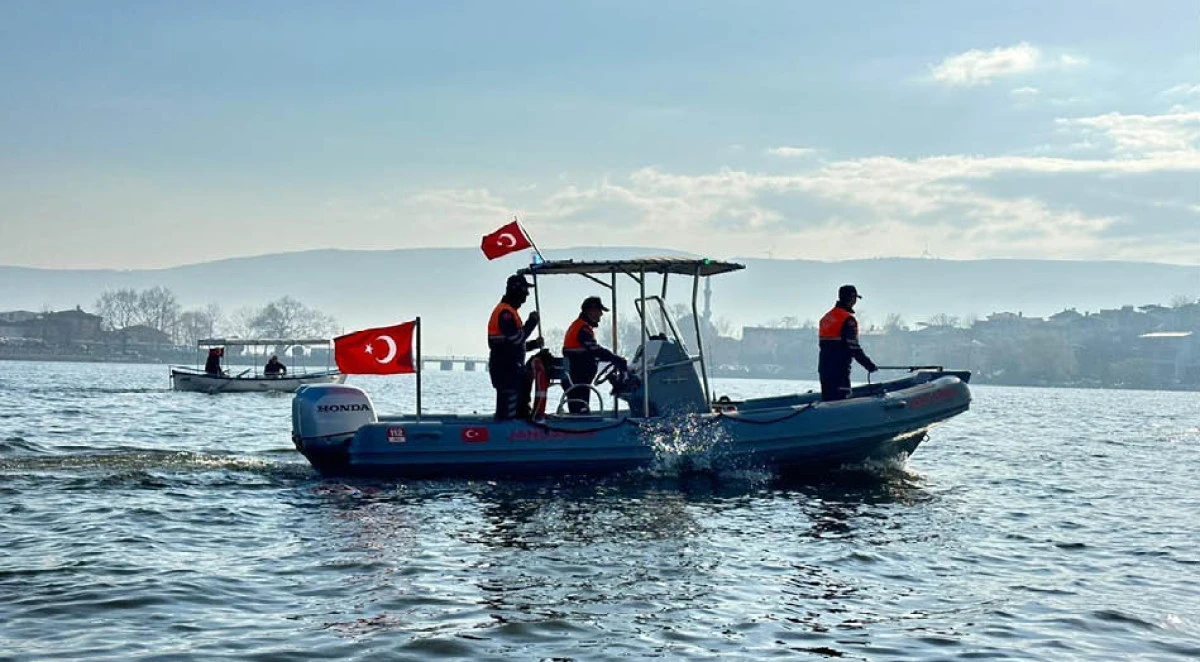 Uluabat Gölü'nde kaçak avlanan 30 kişiye 427 bin TL ceza