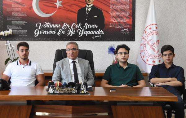 YKS birincileri, başarılı olmanın sırlarını a&ccedil;ıkladı